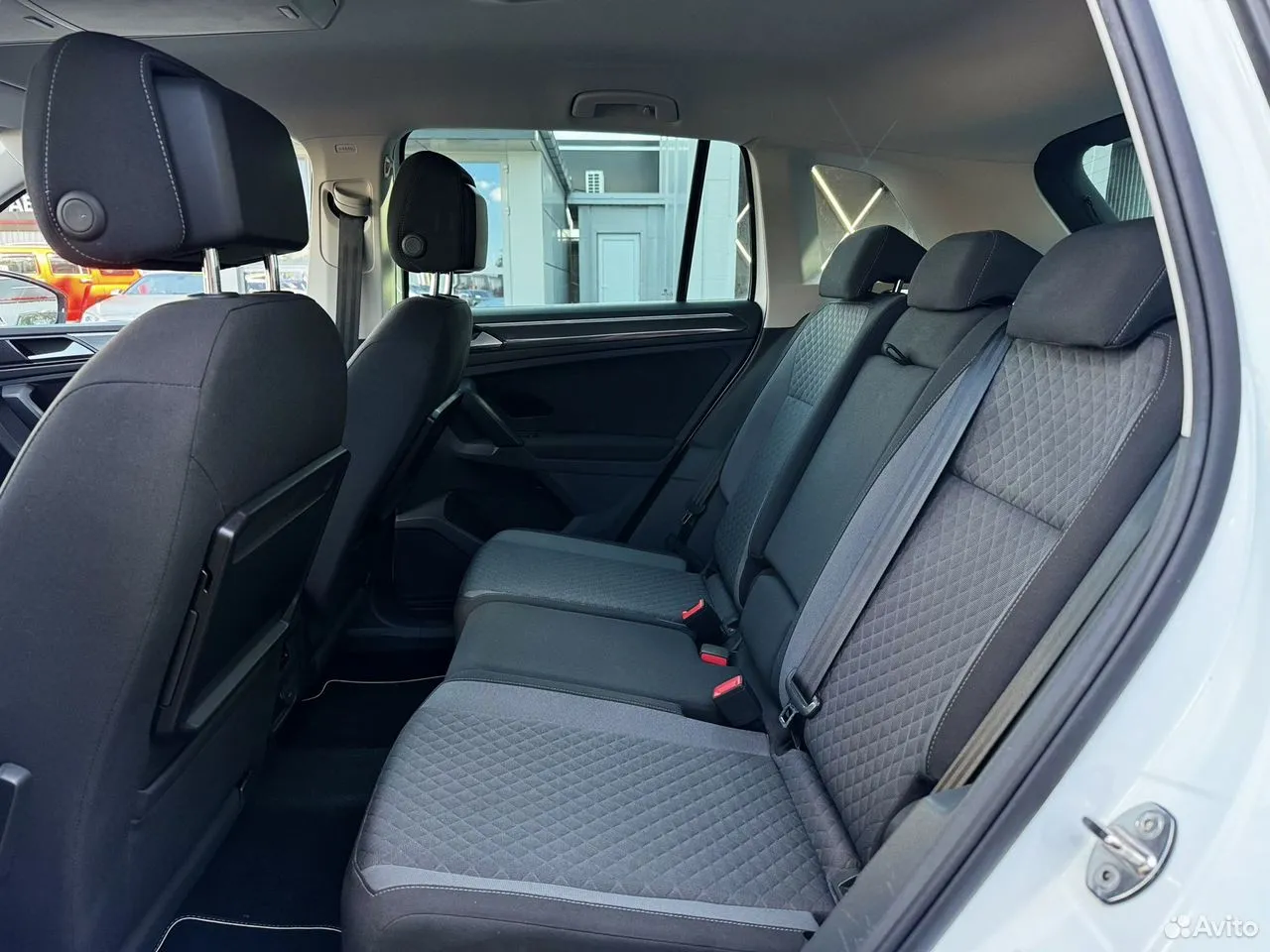 Volkswagen Tiguan 2.0 AMT, 2017, 80 000 км